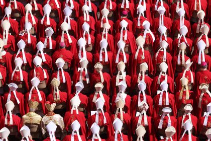 Les funérailles du pape François ont commencé au Vatican