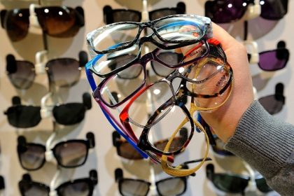 Les mutuelles veulent baisser le remboursement des lunettes et audioprothèses