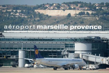 Aéroport de Marseille : quatre employés licenciés pour avoir donné des sandwichs invendus à des sans-abri