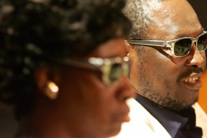 À Bamako, jour de tristesse après le décès du légendaire chanteur et musicien malien Amadou Bagayoko