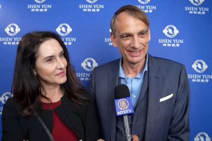 Shen Yun : « Une perfection de mouvements », s’enthousiasment des fonctionnaires de la Cour des comptes européenne