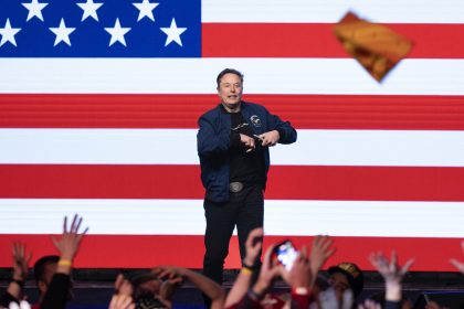 Elon Musk affirme que son rôle au sein du DOGE affecte les actions de Tesla