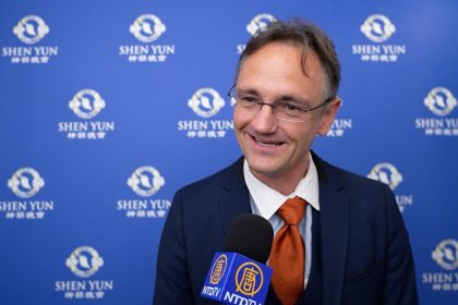 Shen Yun : « Beaucoup de générosité, beaucoup d’amour » ressentis lors du spectacle