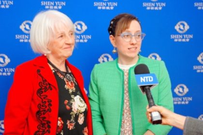 Shen Yun : « Des musiciens et des chanteurs de grand talent », selon une violoniste québécoise