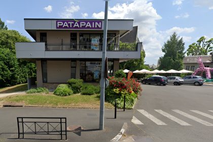 Boulangerie braquée par une femme armée d’un « grand couteau » à Bourges : elle s’enfuit en oubliant ses papiers d’identité