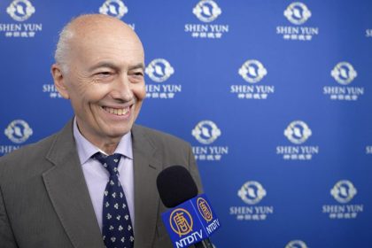 Shen Yun, un « spectacle extraordinaire qui relie l’ancienne Chine et la Chine actuelle », selon un professeur d’aïkido