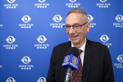 Les valeurs incarnées par Shen Yun, « un grand exemple à suivre »