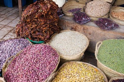 Combattre l&rsquo;inflammation par l&rsquo;alimentation : régimes africains et occidentaux