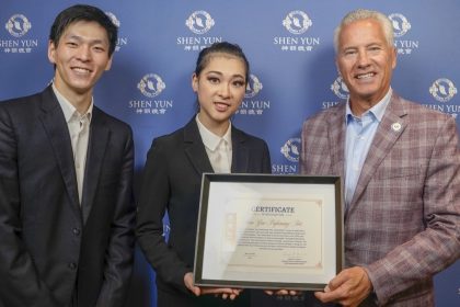 Le représentant de l’État du Delaware affirme que Shen Yun « est un reflet » de la paix et de l’harmonie