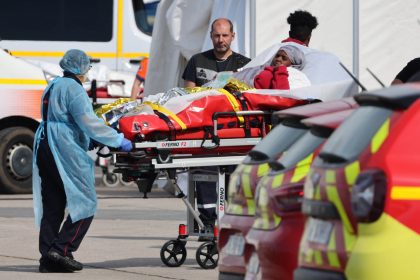 Naufrage dans la Manche : un migrant est décédé, 61 autres ont été secourus