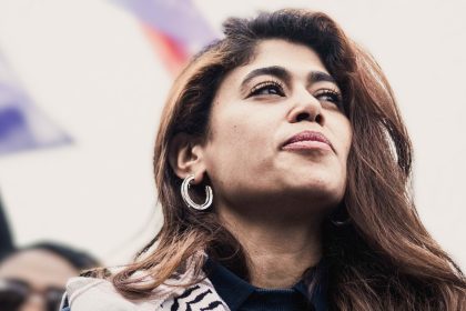 Rima Hassan et Greta Thunberg vont embarquer pour Gaza à bord d&rsquo;un bateau humanitaire