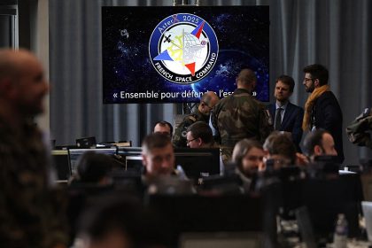 Comment la France veut rattraper son retard dans la « guerre spatiale » internationale