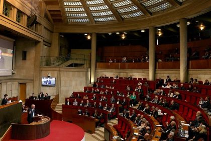 Le temps des référendums et conventions citoyennes de la post-dissolution