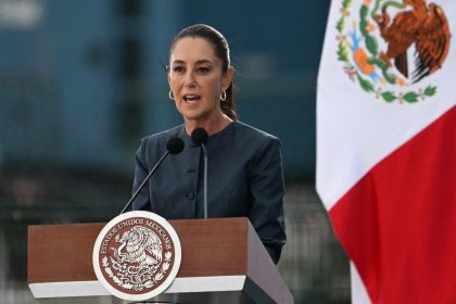La présidente mexicaine refuse l&rsquo;offre de Trump de déployer des troupes américaines au Mexique