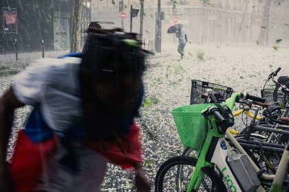 « On a frôlé la catastrophe » : un TGV a été évacué après des orages de grêle et de fortes pluies dans le Sud-Ouest