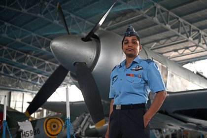 Inde : Shivangi Singh, la seule femme pilote de Rafale rêve de toucher les étoiles