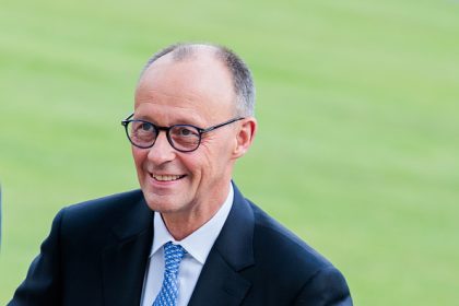 Le président allemand Frank-Walter Steinmeier nomme Friedrich Merz chancelier