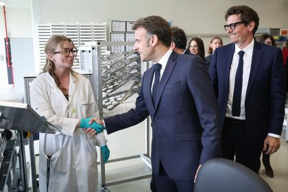 Choose France : Emmanuel Macron promet 20 milliards d&rsquo;euros d&rsquo;investissements, un record