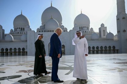 Donald Trump annonce des accords d&rsquo;une valeur de 200 milliards de dollars avec les Émirats arabes unis