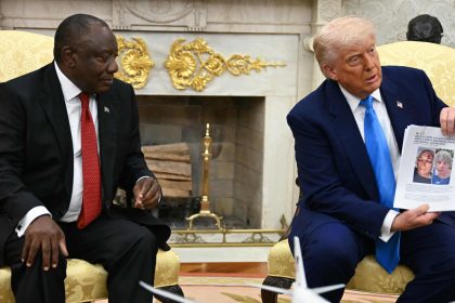 Le président Trump confronte son homologue sud-africain Cyril Ramaphosa au sujet du « génocide afrikaner » lors d&rsquo;une entrevue dans le Bureau ovale