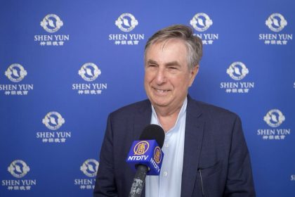 Shen Yun, « un pont entre tradition et modernité », selon un directeur général