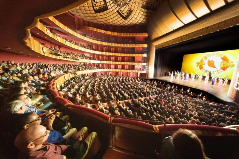 Shen Yun clôture avec succès sa tournée mondiale 2025