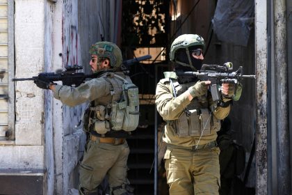 L&rsquo;armée israélienne appelle des dizaines de milliers de réservistes pour étendre l&rsquo;offensive de Gaza