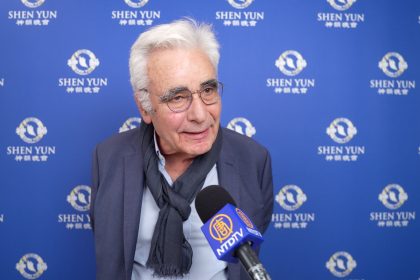 Shen Yun : « Je me suis laissé porter par la qualité du spectacle », confie un éditeur