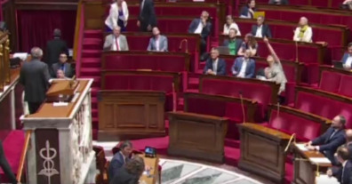La pluie vient interrompre le débat mercredi soir sur la guerre Iran-Israël à l&rsquo;Assemblée nationale