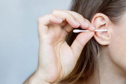 Le cérumen : nouvelle piste pour détecter le cancer, le diabète et d’autres maladies