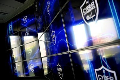 Ouverture d&rsquo;un procès hors norme pour piratage massif et cyberfraudes en série