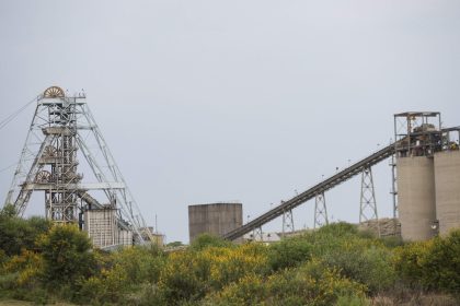 La soif de platine de la Chine menace le plan automobile de Donald Trump