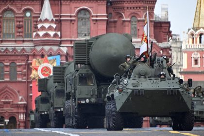 Volodymyr Zelensky : « La Russie ne peut pas produire d’armes sans l’aide étrangère »