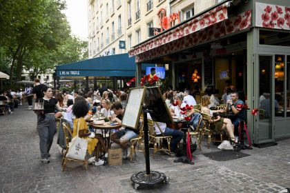Paris : les terrasses autorisées à rester ouvertes jusqu’à 23h cet été