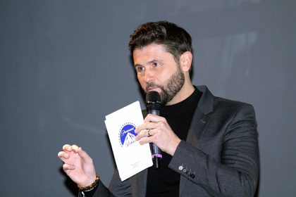 L’animateur Christophe Beaugrand victime d&rsquo;une tentative de cambriolage violent