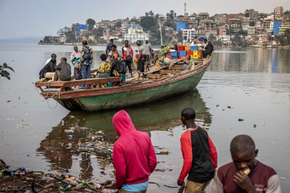 RDC : un naufrage fait au moins 40 morts sur un lac