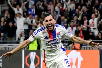 Foot : Rayan Cherki quitte l&rsquo;OL et la France pour Manchester City