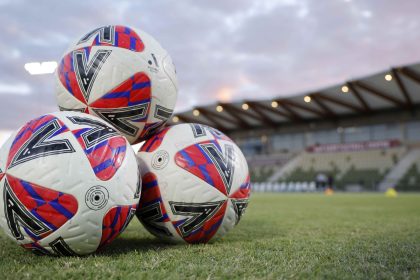 Tournoi de foot à Toulouse : la rencontre dégénère en bagarre, un homme entre la vie et la mort