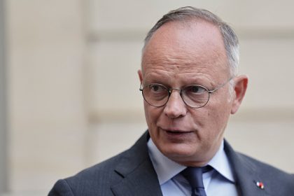 Édouard Philippe veut faire travailler les Français « plus longtemps » pour une France « plus prospère »