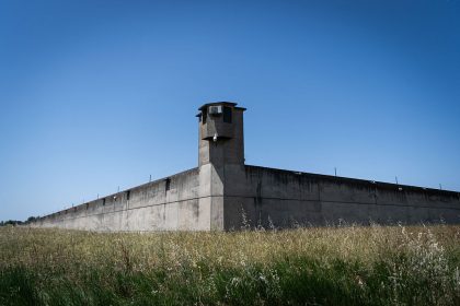 Mohamed Amra, bientôt extrait de sa cellule pour être interrogé, les syndicats craignent que le scénario se répète