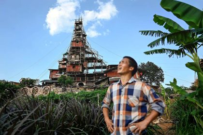 Chine : un homme défie les ordres de démolition avec sa maison insolite rappelant l&rsquo;univers de Miyazaki