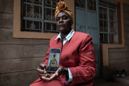 Kenya : l&rsquo;indépassable peine des parents des victimes, un an après les manifestations réprimées dans le sang