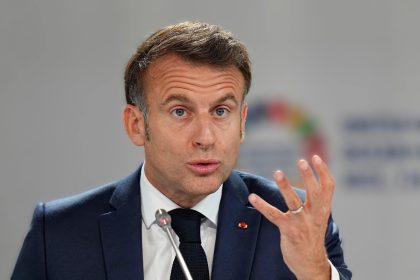 Après les frappes israéliennes en Iran, Emmanuel Macron réunit un conseil de défense