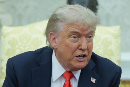 Donald Trump affirme que le problème des exportations de terres rares a été résolu après un appel avec Xi Jinping