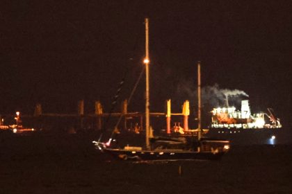 Israël : les militants du bateau pour Gaza transférés à l&rsquo;aéroport pour être rapatriés