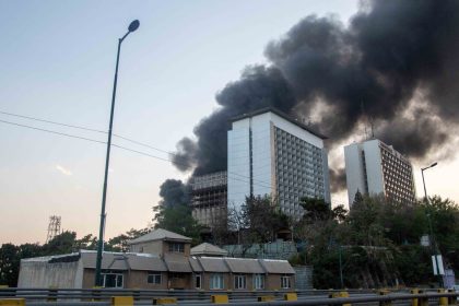 Conflit Iran-Israël : cinquième nuit d&rsquo;escalade militaire et un appel du G7 à cesser le feu