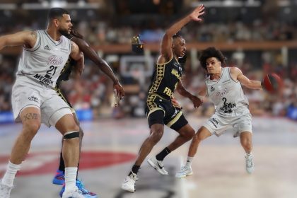 Monaco qui arrache sa première victoire en finale du championnat, « ne voulait pas que Paris célèbre » dans sa salle