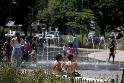 Vague de chaleur à son apogée samedi, 16 départements toujours en vigilance orange
