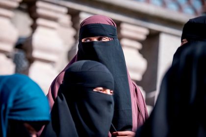 « Contrôle social musulman » : le Danemark veut interdire le niqab et les salles de prières dans les écoles et universités