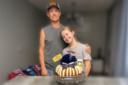 Une fillette de 10 ans sauve son père, gisant dans une mare de sang après un plongeon raté